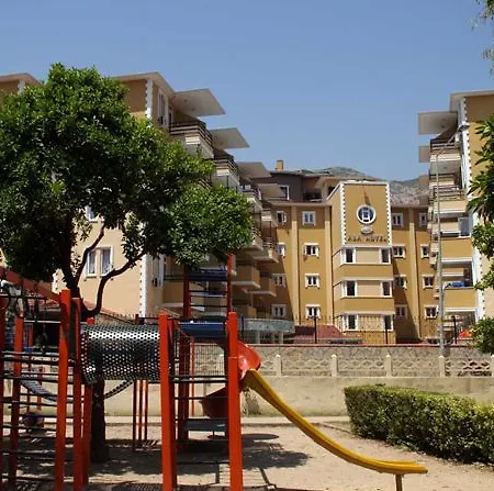 Hotel Kleopatra Ada
